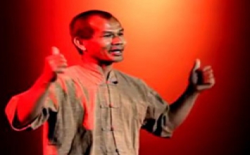 Cuộc sống vốn dễ dàng, đừng làm cho nó khó khăn hơn!